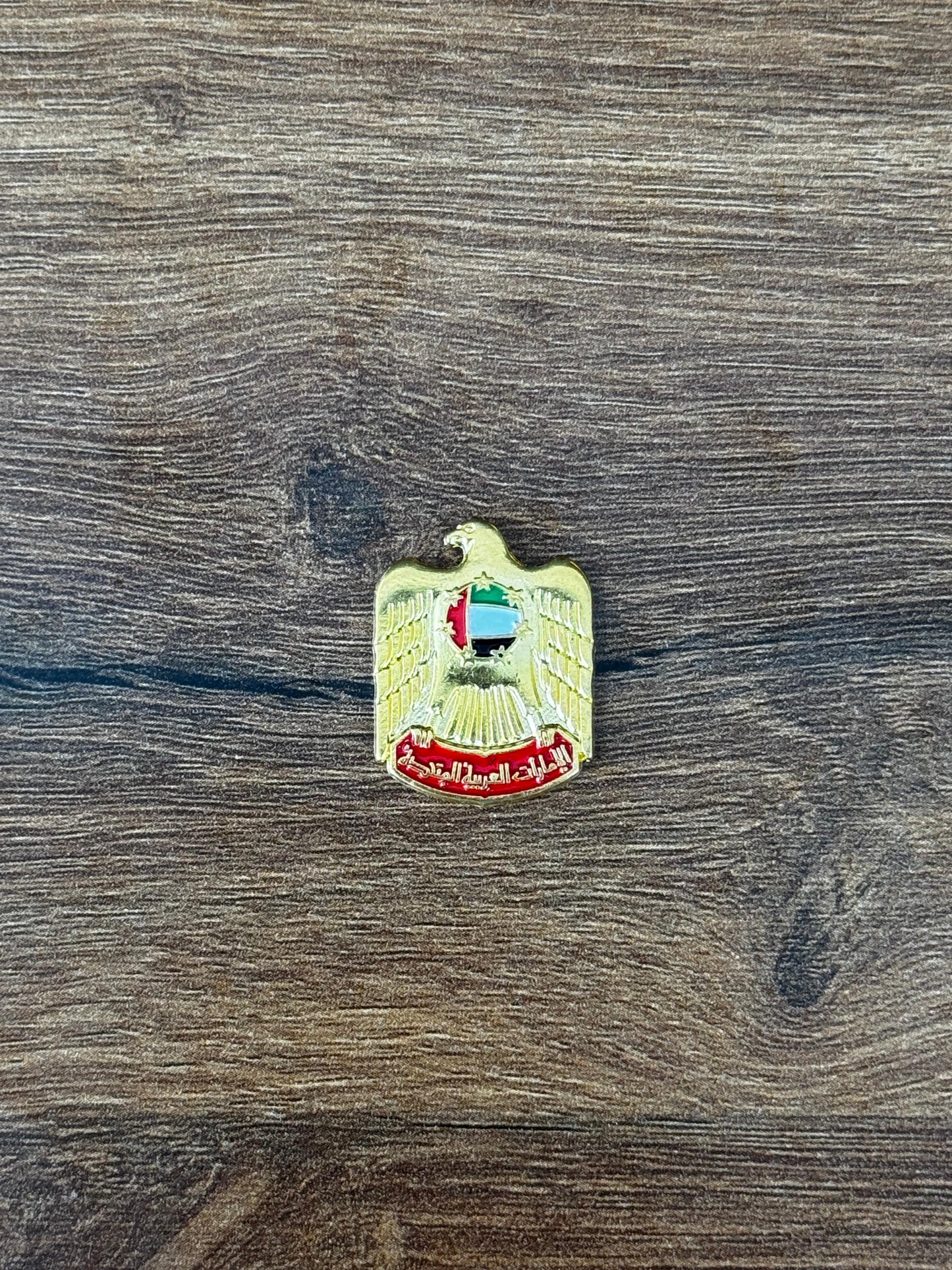 BADGE UAE LOGO GOLD